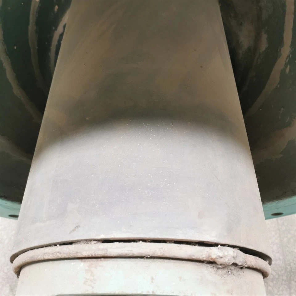 Recrystallized silicon carbide curved pipe4